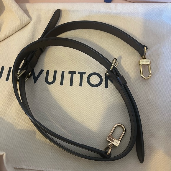 Authentic Louis Vuitton Speedy Bandouliere 30 - Picture 12 of 14